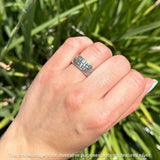 Pebble Pattern Band